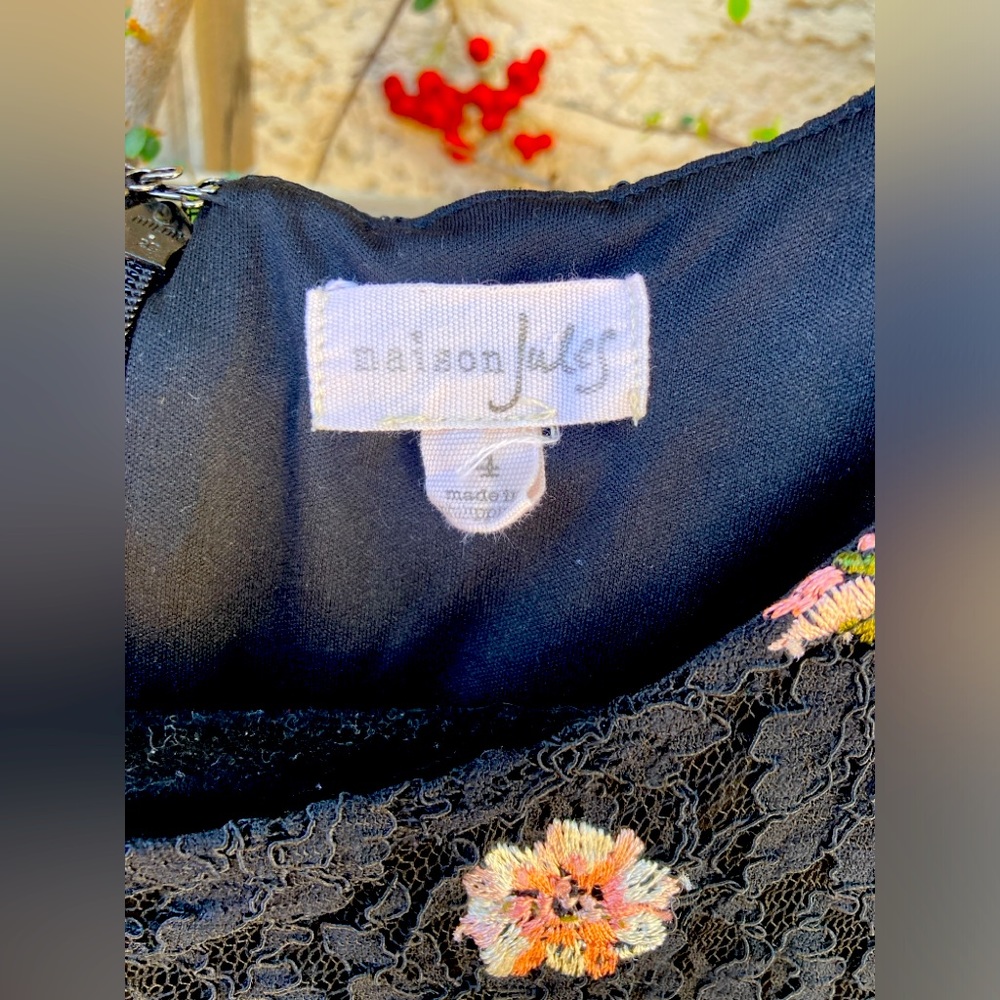 Black w Roses Dress - Picture 6 of 6